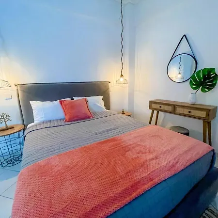 Appartamento Nest Ocean&sunrise View Fira (Santorini)